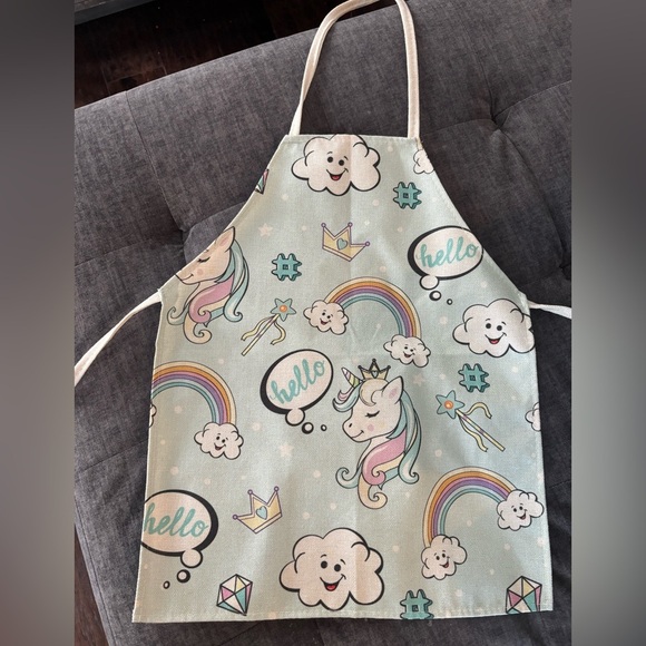 Mommy & me Unicorn Apron set - Picture 2 of 5